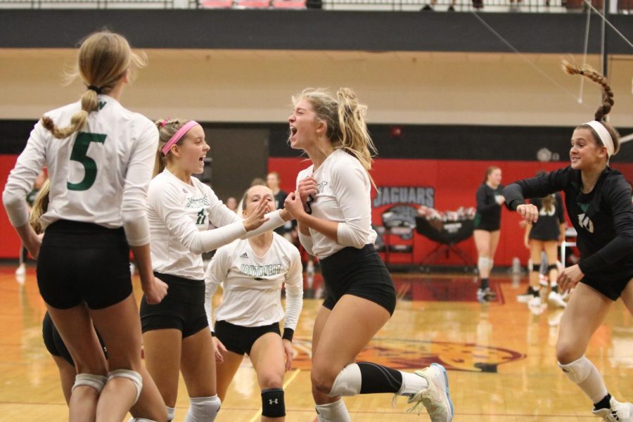VarsityVolleyball_09082022_Weber_0696