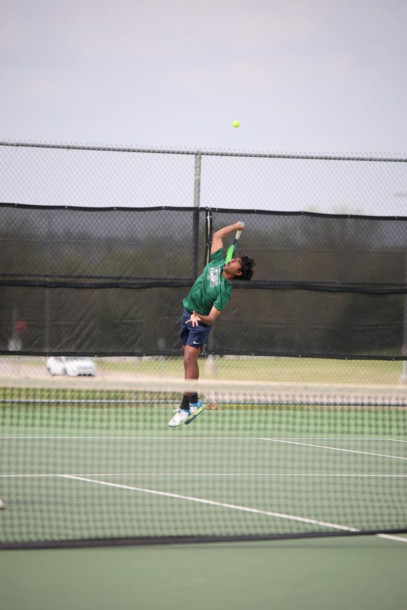 GALLERY: Varsity Tennis Dual vs. Saint Thomas Aquinas on April 15