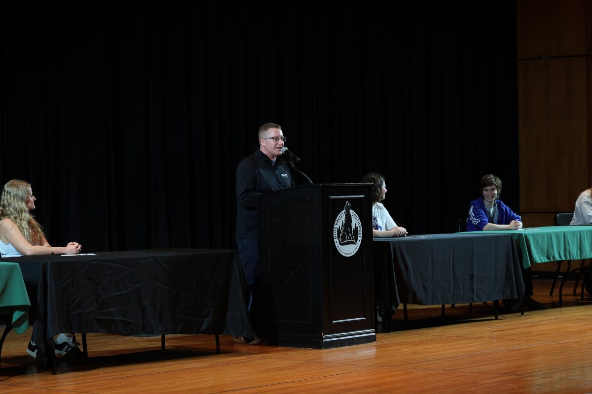 PeformingArtsSigningCeremony_04242025_Horton_8203