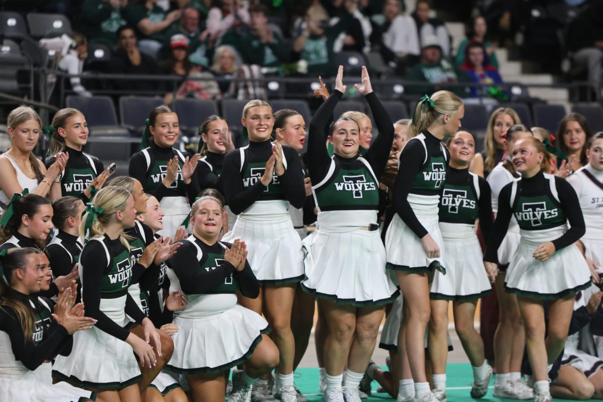 CheerState_11222025_Christmann_6868